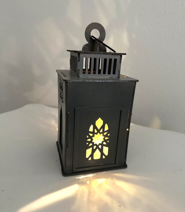 Artikel 51  Ramadan Decorative Lantern for Home – Traditional Fanous Design