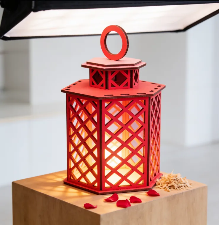 Artikel 59 Lantern – Elegant & Versatile Christmas Lantern